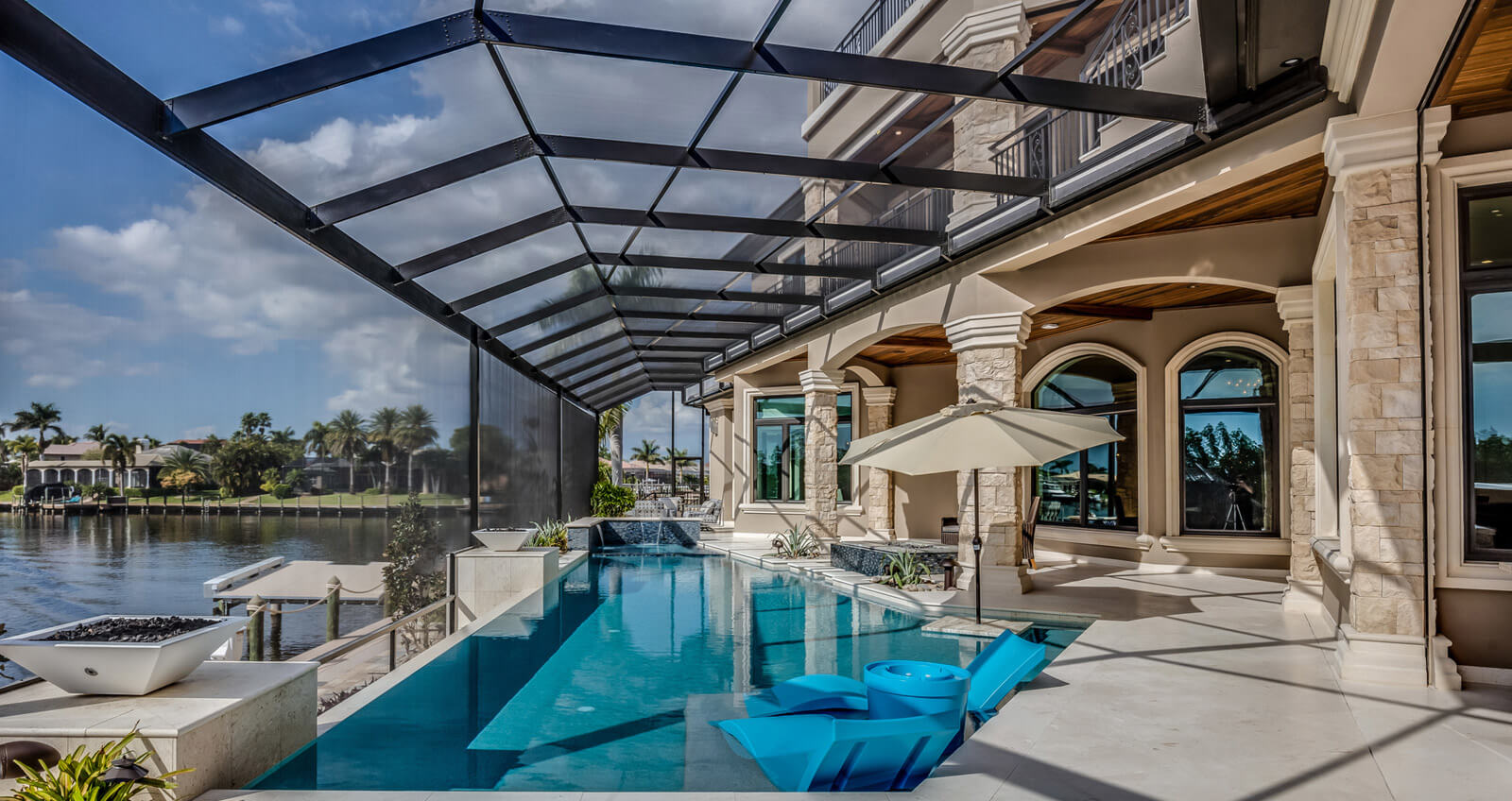 Cape Coral Luxury Home Outdoor Swimming Pool
